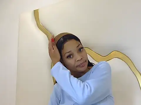 Snapshot of Boitybae2 chatting on 06.17.26 Boitybae2 online show from 06.17.26