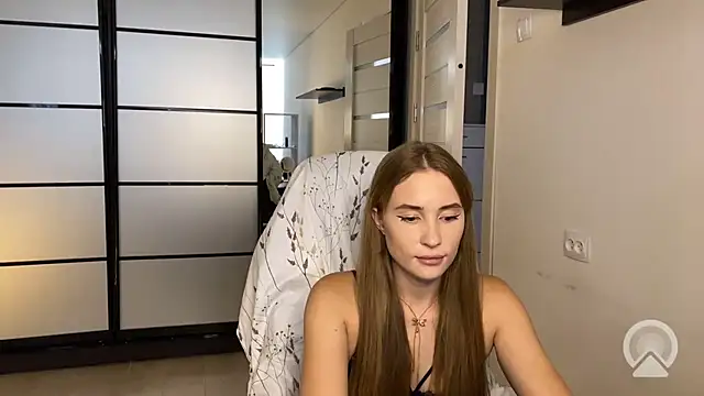 Snapshot of Miss_Luna_meow chatting on 08.01.26 Miss Luna meow online show from 08.01.26