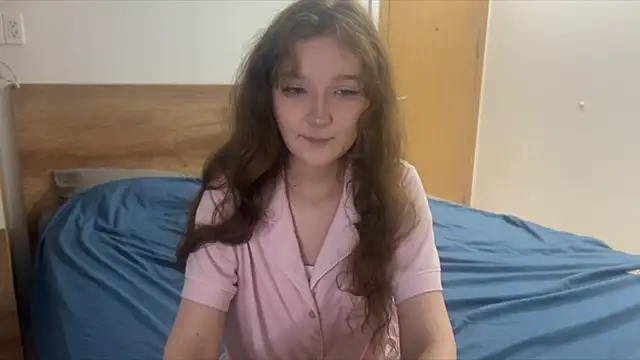 Snapshot of Ela_Wish chatting on 06.25.26 Ela Wish online show from 06.25.26