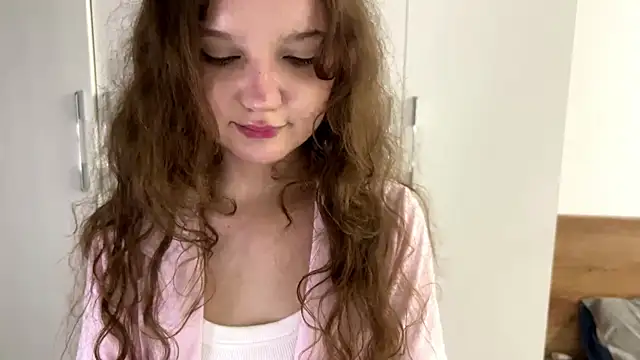Snapshot of Ela_Wish chatting on 06.27.26 Ela Wish online show from 06.27.26