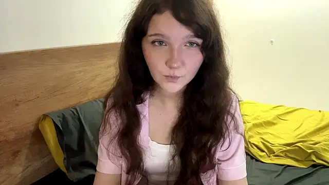 Snapshot of Ela_Wish chatting on 07.11.26 Ela Wish online show from 07.11.26