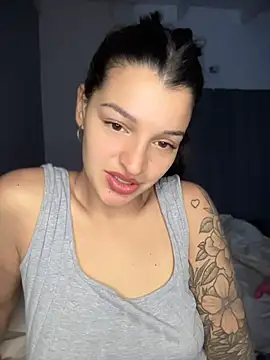 Snapshot of maar-1 chatting on 06.16.26 maar-1 online show from 06.16.26