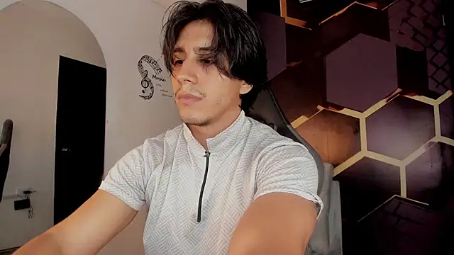 Snapshot of Alexx_Cano_ chatting on 08.07.26 Alexx Cano online show from 08.07.26