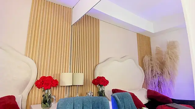 Snapshot of Miaa_Harper_ chatting on 06.19.26 Miaa Harper online show from 06.19.26
