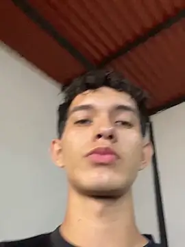 Snapshot of adri_boy chatting on 06.18.26 adri boy online show from 06.18.26