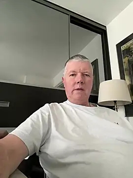 Snapshot of cumboy chatting on 12.16.24 cumboy online show from 12.16.24