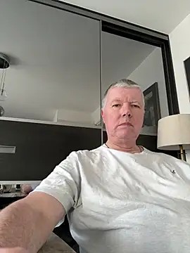 Snapshot of cumboy chatting on 03.08.25 cumboy online show from 03.08.25