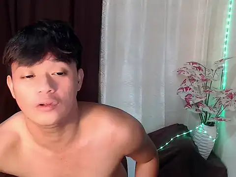 Snapshot of kingdomcum96 chatting on 07.23.26 kingdomcum96 online show from 07.23.26