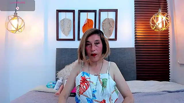 Snapshot of Margott_mature chatting on 07.27.26 Margott mature online show from 07.27.26