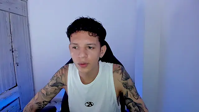 Snapshot of tylerrnova chatting on 07.14.26 tylerrnova online show from 07.14.26