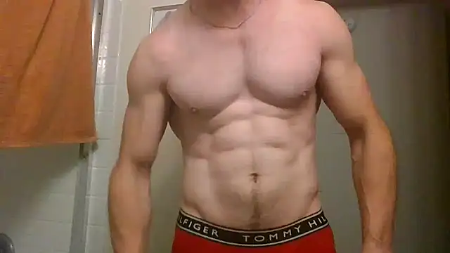Snapshot of HotStraightDude chatting on 06.19.26 HotStraightDude online show from 06.19.26