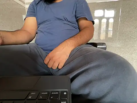 Snapshot of virginboyjammu chatting on 08.05.26 virginboyjammu online show from 08.05.26