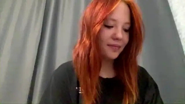 Snapshot of MarielaBradway chatting on 06.18.26 MarielaBradway online show from 06.18.26