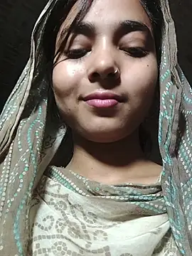 Snapshot of Simran_143 chatting on 07.17.26 Simran 143 online show from 07.17.26