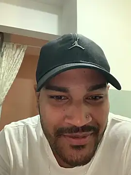 Snapshot of wandinho13 chatting on 06.18.26 wandinho13 online show from 06.18.26