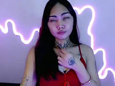 Snapshot of francine_xx chatting on 06.18.26 francine xx online show from 06.18.26