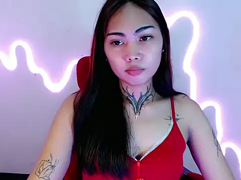 Snapshot of francine_xx chatting on 06.18.26 francine xx online show from 06.18.26