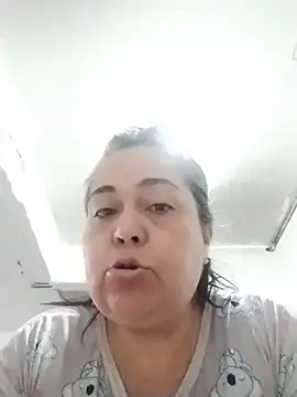 Snapshot of BigAssQueenLatina chatting on 06.22.26 BigAssQueenLatina online show from 06.22.26