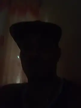 Snapshot of anthonyllamozas20 chatting on 06.19.26 anthonyllamozas20 online show from 06.19.26