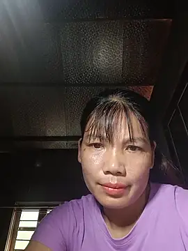 Snapshot of Gee_hot chatting on 06.18.26 Gee hot online show from 06.18.26