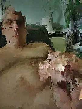 Snapshot of erer211 chatting on 06.19.26 erer211 online show from 06.19.26