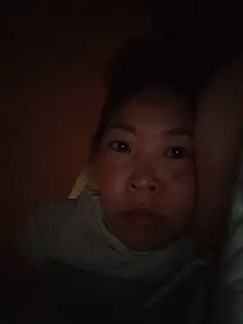Snapshot of Emxinh-milo chatting on 06.20.26 Emxinh-milo online show from 06.20.26