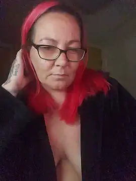 Snapshot of TattedLove4 chatting on 06.20.26 TattedLove4 online show from 06.20.26