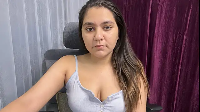 Snapshot of Yours_sakhiii chatting on 06.19.26 Yours sakhiii online show from 06.19.26