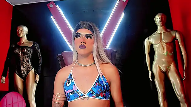 brittany gomez  online show from 08.04.26