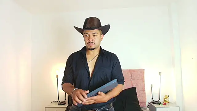 Snapshot of BrunoSilva_ chatting on 06.26.26 BrunoSilva online show from 06.26.26