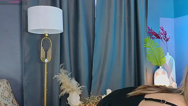 Snapshot of Chiaranotte chatting on 07.01.26 Chiaranotte online show from 07.01.26