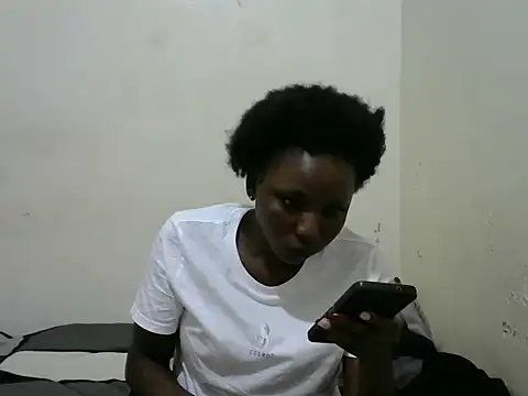Snapshot of Qcmadonna chatting on 08.05.26 Qcmadonna online show from 08.05.26