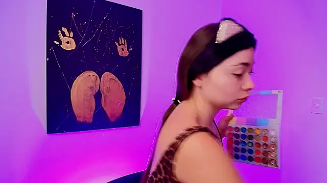 Snapshot of mia_bornner chatting on 06.25.26 mia bornner online show from 06.25.26