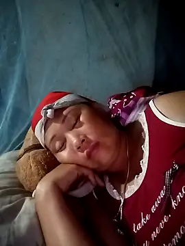 Snapshot of NyloveSquirt chatting on 07.08.26 NyloveSquirt online show from 07.08.26