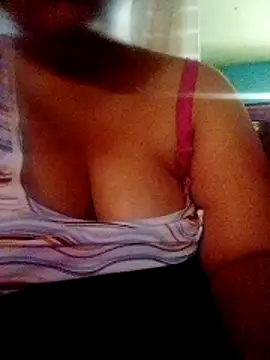 Snapshot of CHAPITA_17 chatting on 06.22.26 CHAPITA 17 online show from 06.22.26
