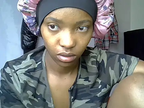 Snapshot of pretty_jaz chatting on 06.27.26 pretty jaz online show from 06.27.26