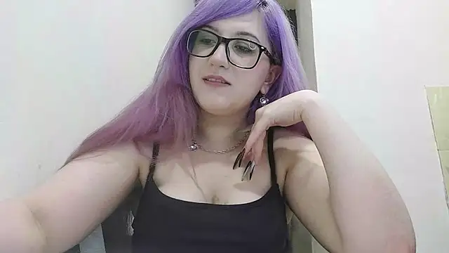 Snapshot of FeliniKatechini chatting on 07.28.26 FeliniKatechini online show from 07.28.26