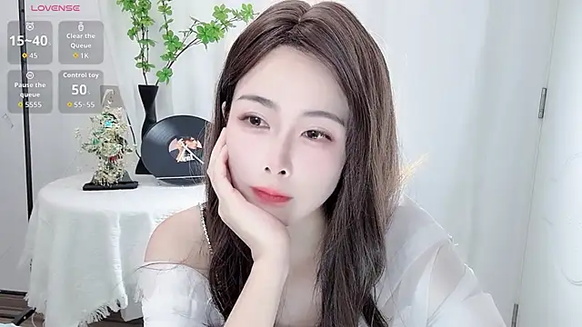 Snapshot of Guokoi chatting on 06.26.26 Guokoi online show from 06.26.26