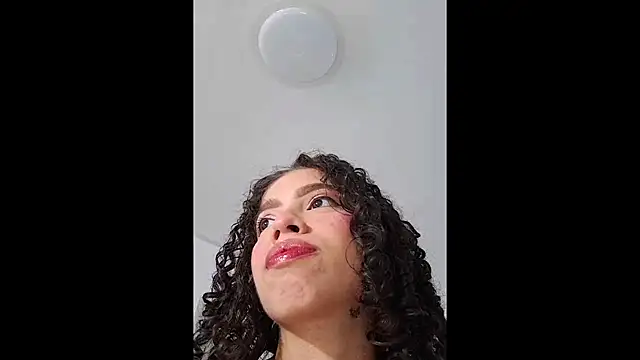 Pineappleflipped online show from 08.02.26
