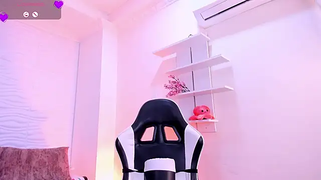 Snapshot of AylinLove_ chatting on 08.03.26 AylinLove online show from 08.03.26