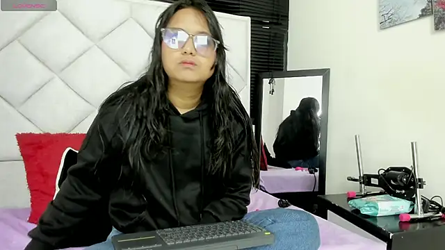 Snapshot of azul_moonn chatting on 08.05.26 azul moonn online show from 08.05.26