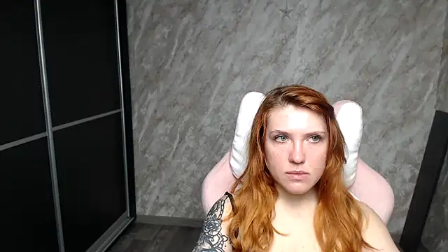 Reginasmilee online show from 03.02.26