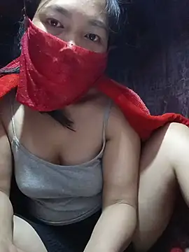 Snapshot of Hiha-nn chatting on 07.19.26 Hiha-nn online show from 07.19.26
