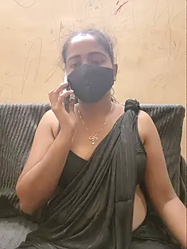 Snapshot of tamil_mia chatting on 07.11.26 tamil mia online show from 07.11.26