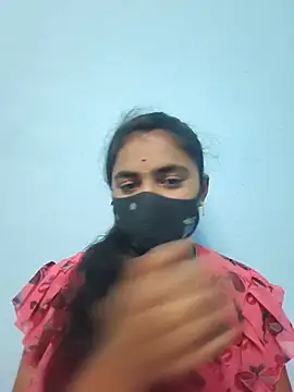 Snapshot of Megavarthinii chatting on 06.27.26 Megavarthinii online show from 06.27.26