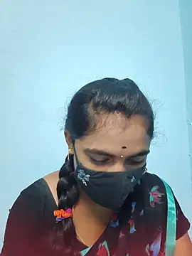 Snapshot of Megavarthinii chatting on 06.28.26 Megavarthinii online show from 06.28.26