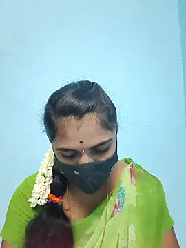 Snapshot of Megavarthinii chatting on 07.14.26 Megavarthinii online show from 07.14.26