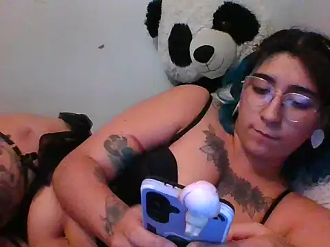 Snapshot of Messalina_exotik chatting on 07.17.26 Messalina exotik online show from 07.17.26