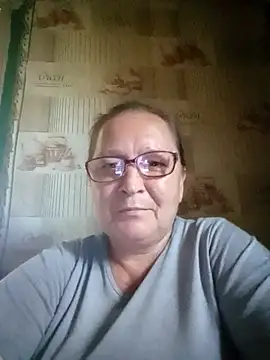 Snapshot of NikolettaLove077 chatting on 06.24.26 NikolettaLove077 online show from 06.24.26