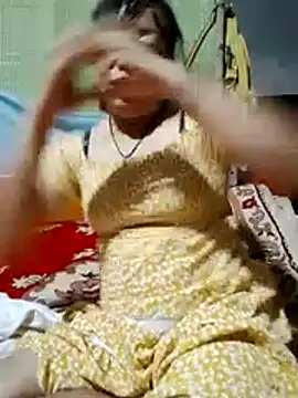Snapshot of Moon_squirtt chatting on 08.01.26 Moon squirtt online show from 08.01.26